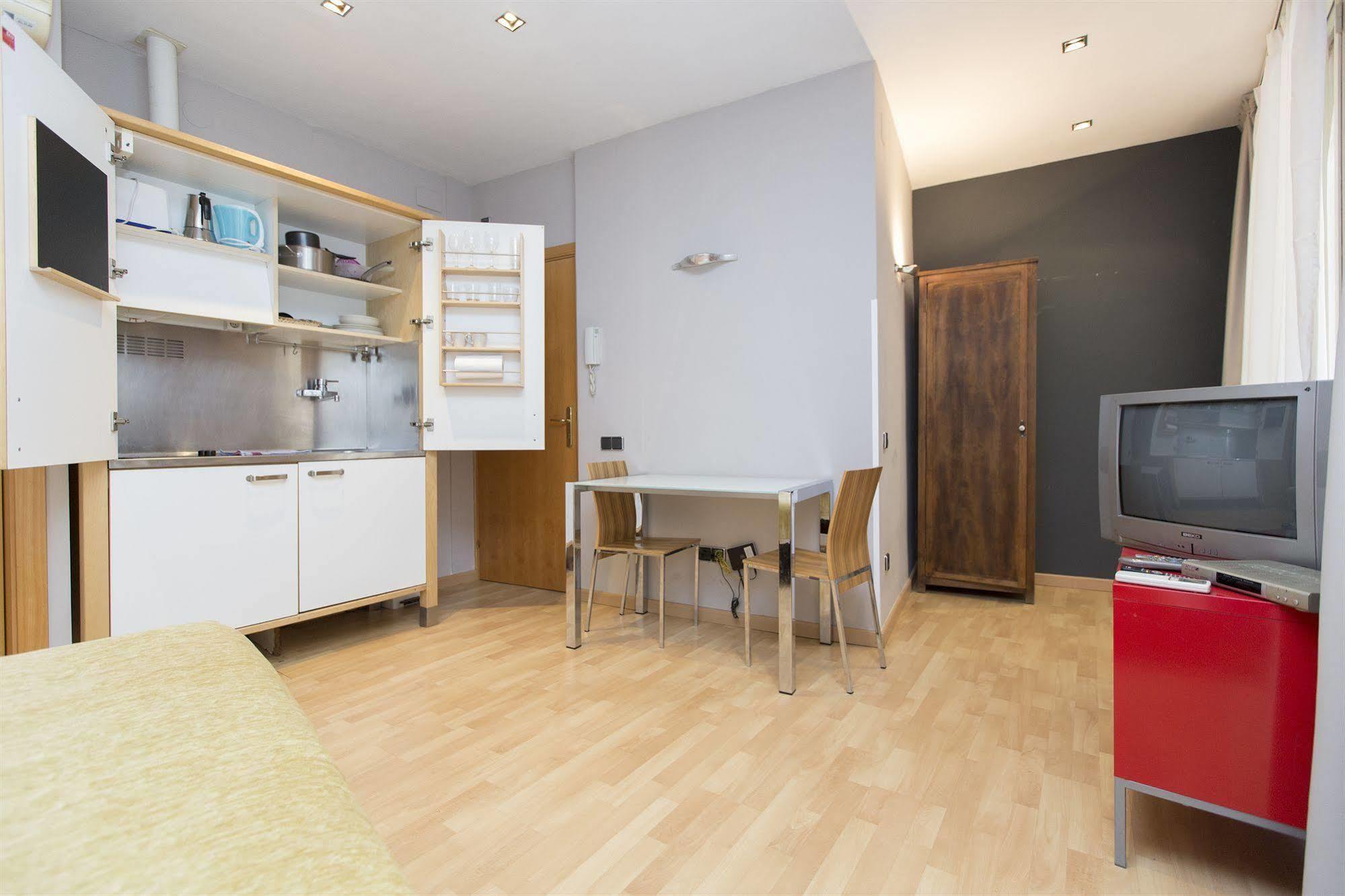 Ainb Born Tiradors Apartments Barcelona Exterior foto